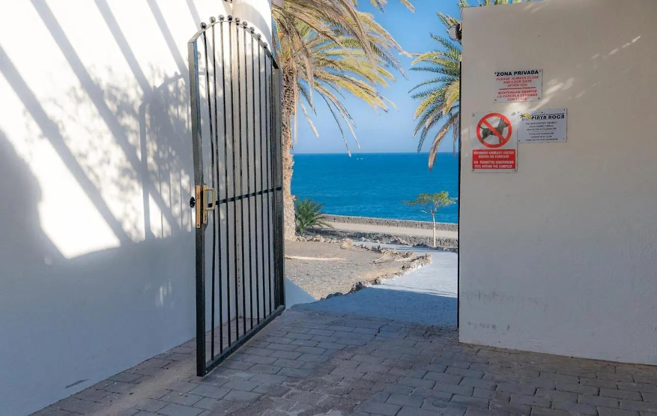 Casa a primera linea de mar Costa Teguise 0*,